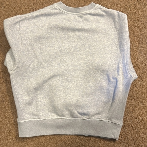 Women’s Calvin Klein Crewneck - Picture 3 of 3